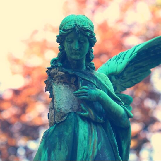 Statue, Yara Zgheib