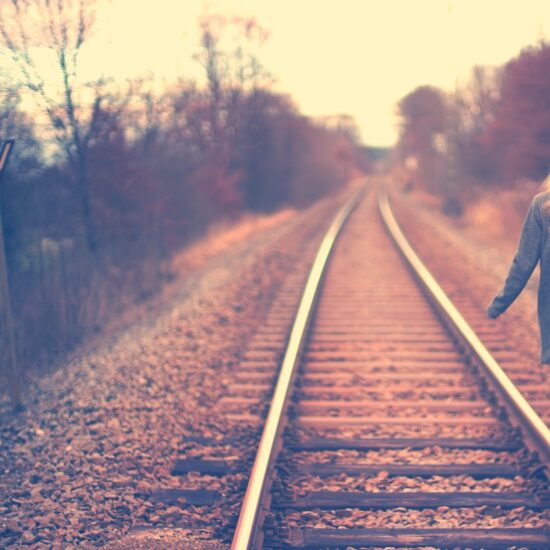 Girl on Tracks, Yara Zgheib